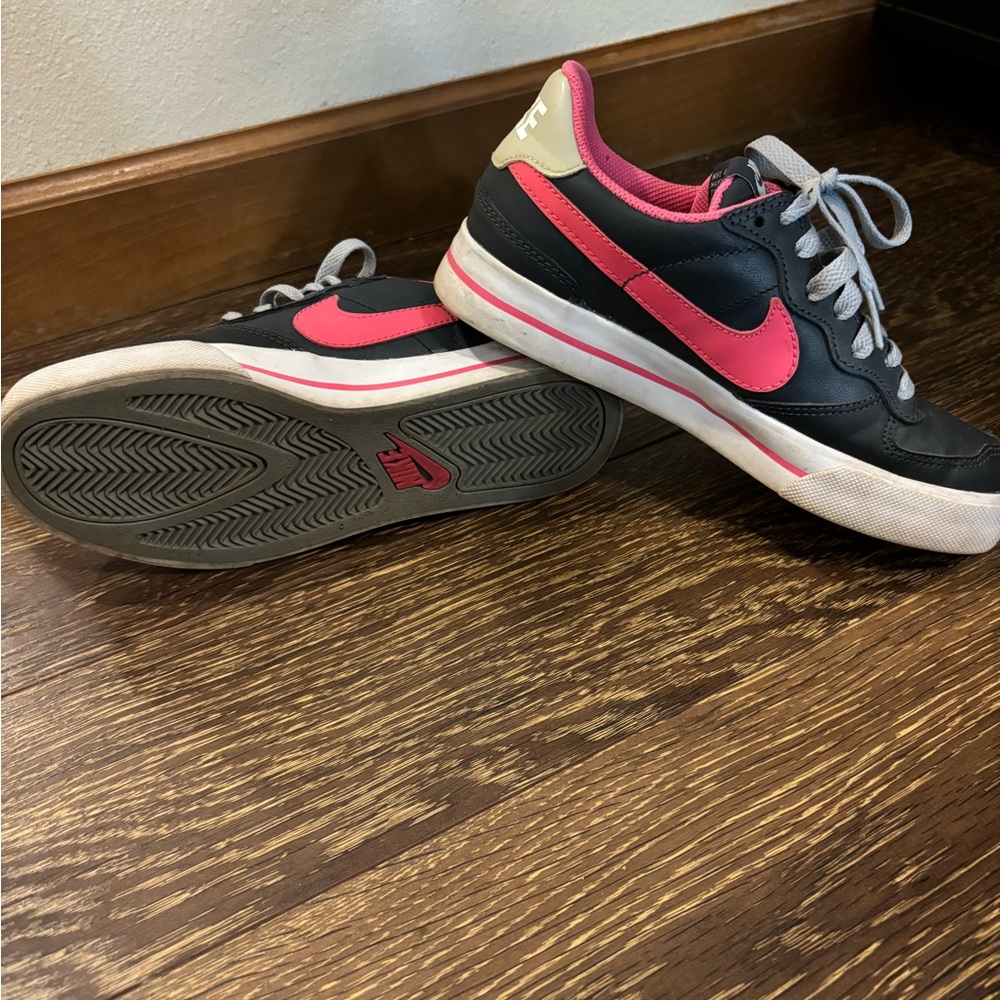 Nike Gray and Pink Sneakers